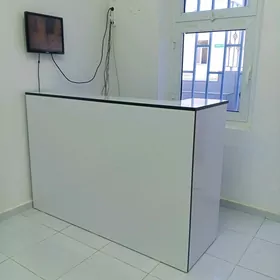 стол ресепшен