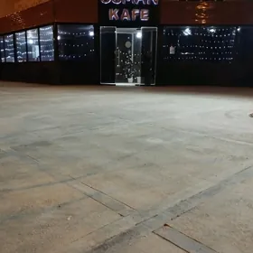 Kafe işgär powur gerek