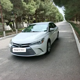 Toyota Camry 2015