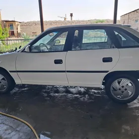 R 15 diska