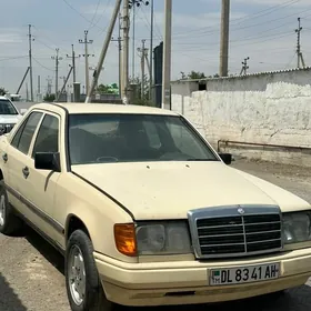 Mercedes-Benz E280 1988