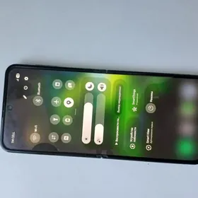 Samsung Galaxy Z Flip 4