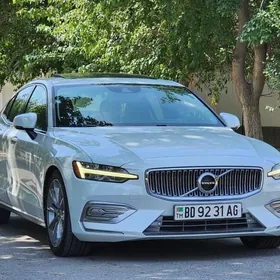 Volvo S60 2020