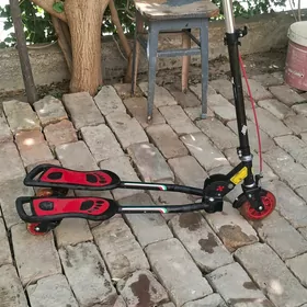 Дрифт-самокат Ferrari