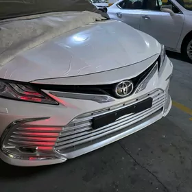 Toyota Camry 2024