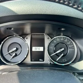 Toyota Hilux 2025
