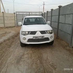 Mitsubishi L200 2007