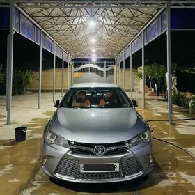 Toyota Camry 2017
