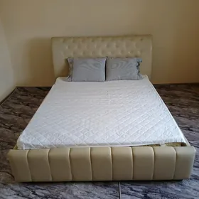 SPALNY KROWAT