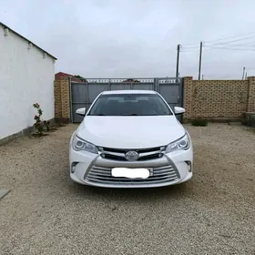 Toyota Camry 2017