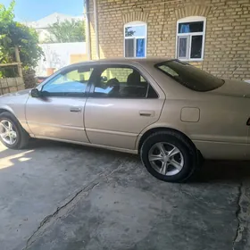 Toyota Camry 1999