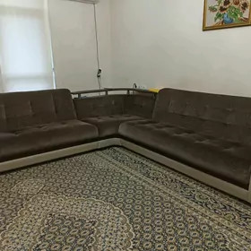 Диван Istikbal