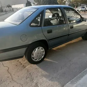 Opel Vectra 1990