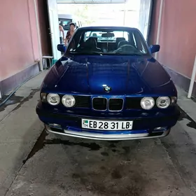 BMW 528 1990