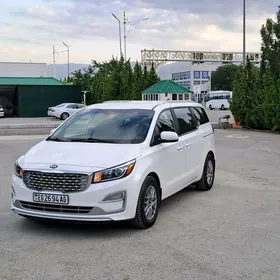 Kia Sedona 2020