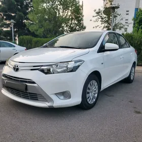 Toyota Yaris 2014
