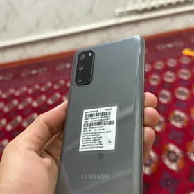 Samsung s20 8/128gb