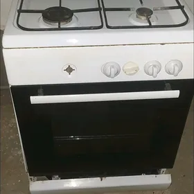 Gaz plita Beko.