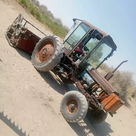 MTZ T-28 1990