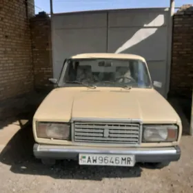 Lada 2107 1985