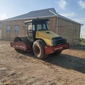 Lugong CLG6614E 2010