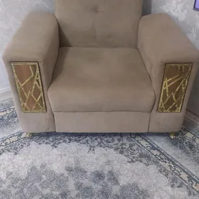 KRESLA