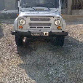 UAZ 469 2002