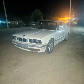 BMW 535 1990
