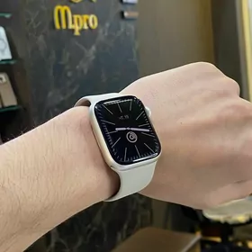 Apple Watch 8