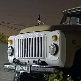 Gaz 53 1983