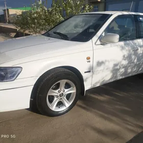 Toyota Camry 2000