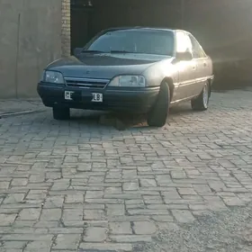 Opel Omega 1990