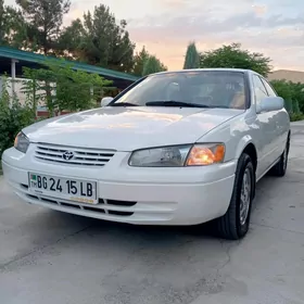 Toyota Camry 1998