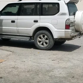 Toyota Land Cruiser Prado 2000