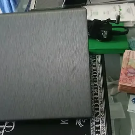 Toshiba noudbuk i5 4p simka ok
