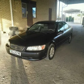 Toyota Camry 2001