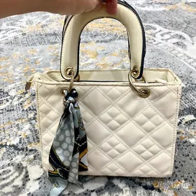 chanel sumka