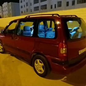 Opel Sintra 1998