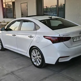Hyundai Accent 2018