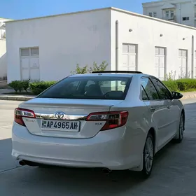 Toyota Camry 2012