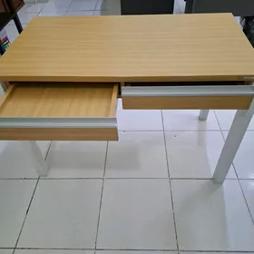 СТОЛ С ОЛИМПИЙСКОГО ГОРОДКА