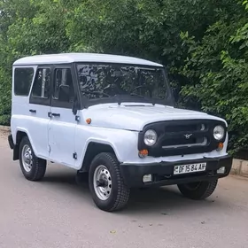 UAZ 469 2005