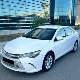 Toyota Camry 2015