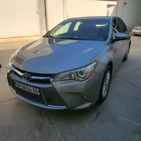 Toyota Camry 2016