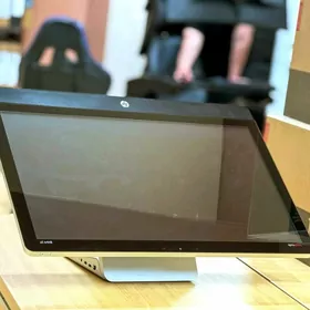 HP ENVY / i7 / 12GB RAM