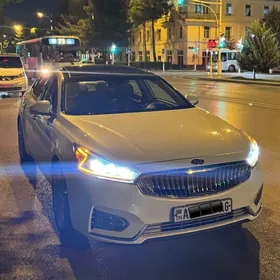 Kia Cadenza 2019