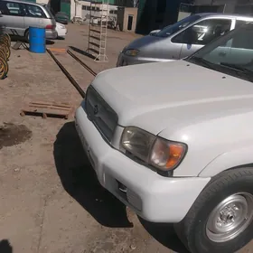 Nissan Pathfinder 1997