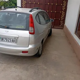 Daewoo Tacuma 2002