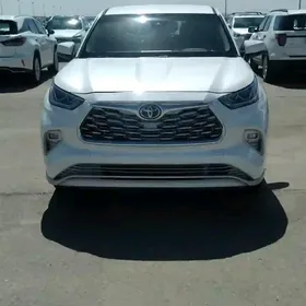 Toyota Highlander 2020