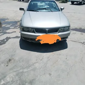 Mitsubishi Diamante 1997